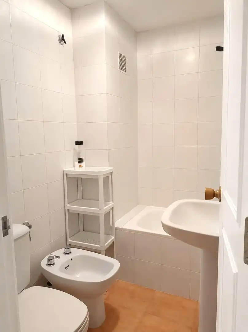 Baño de Piso en venta en Torrevieja con Aire acondicionado, Amueblado y Balcón