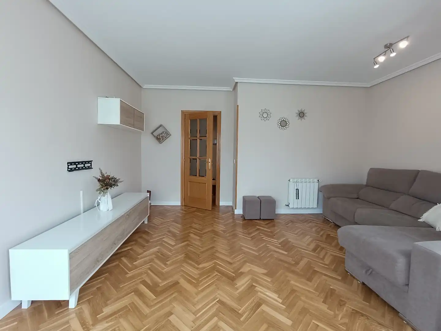 Sala d'estar de Pis de lloguer en Villanueva del Pardillo amb Aire condicionat, Calefacció i Parquet