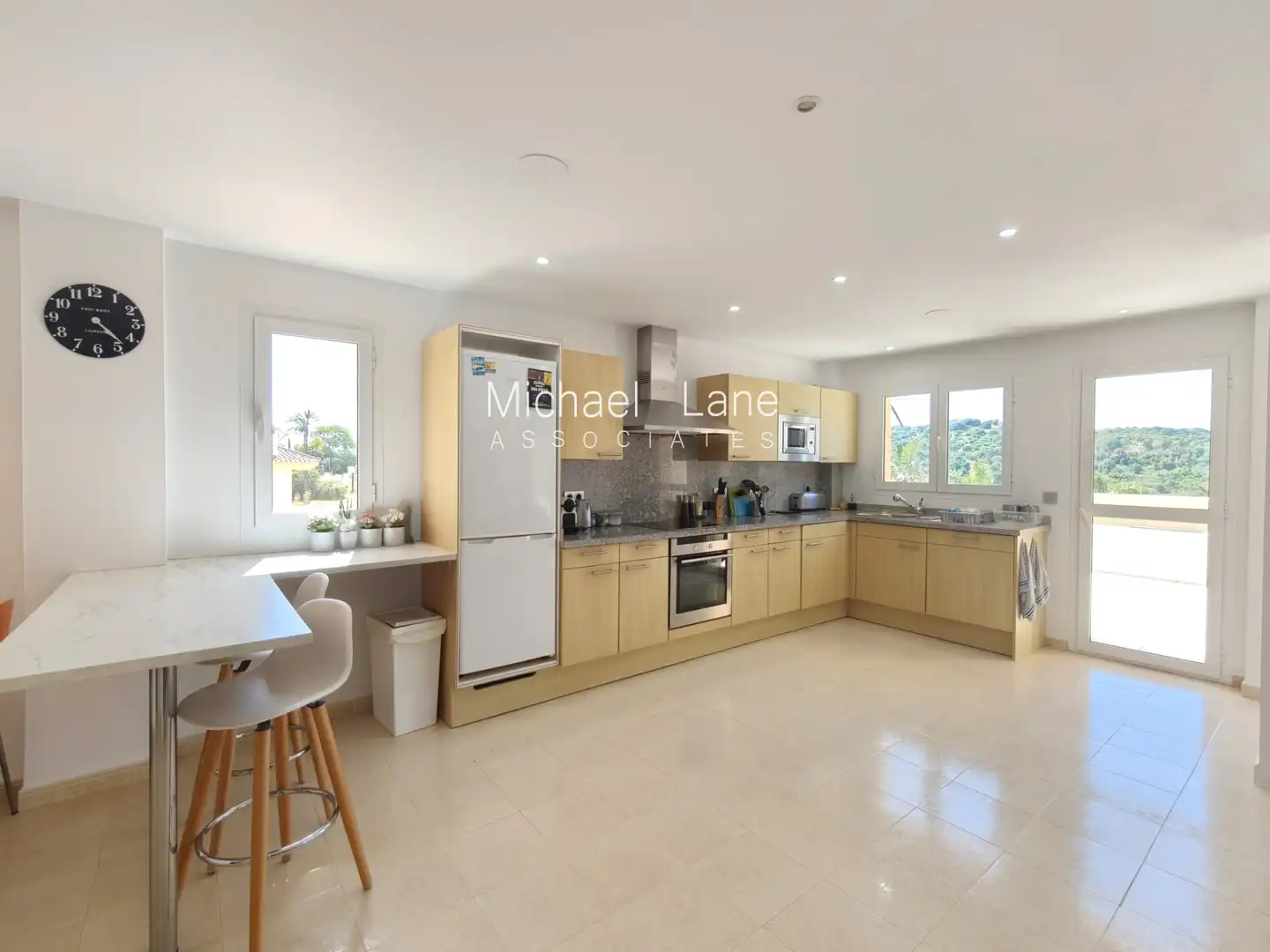 Cocina de Piso en venta en Sotogrande con Aire acondicionado, Calefacción y Terraza