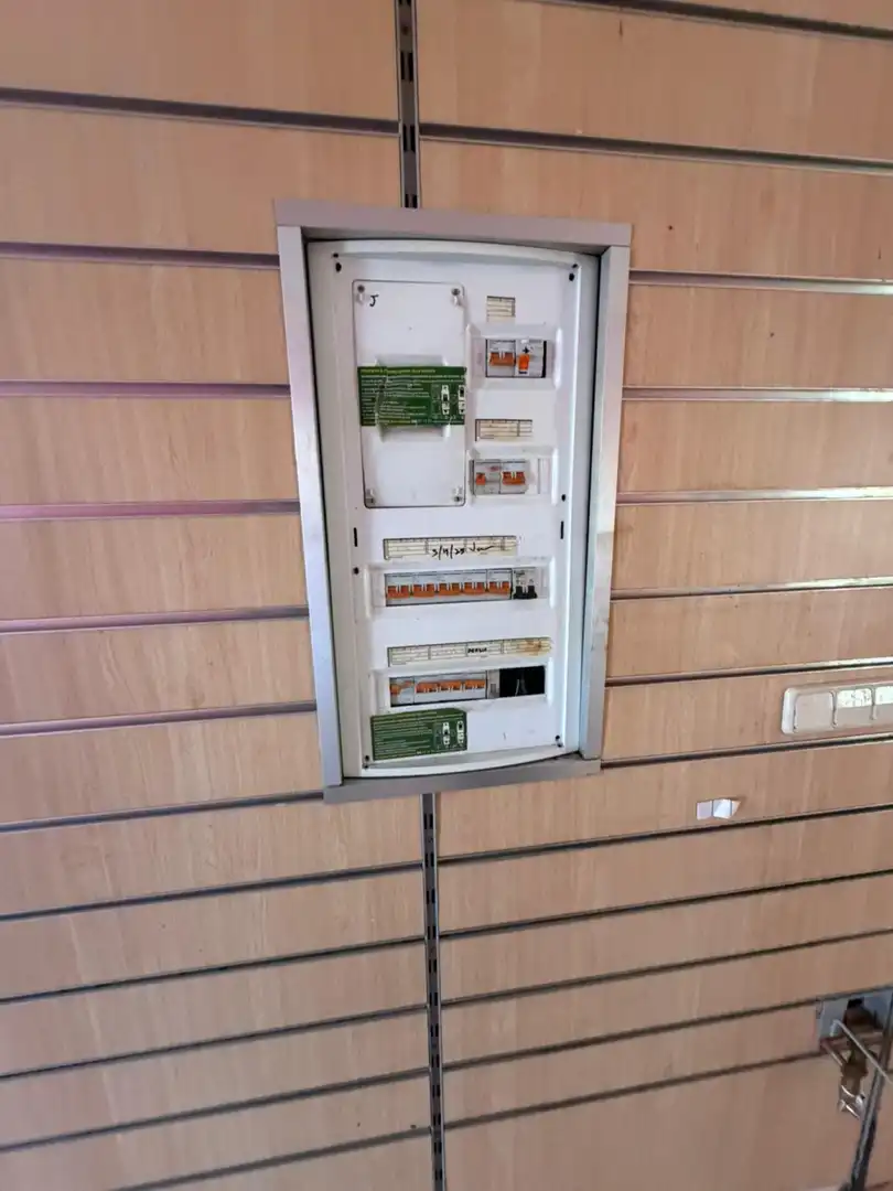 Commercial properties for sale in  Logroño