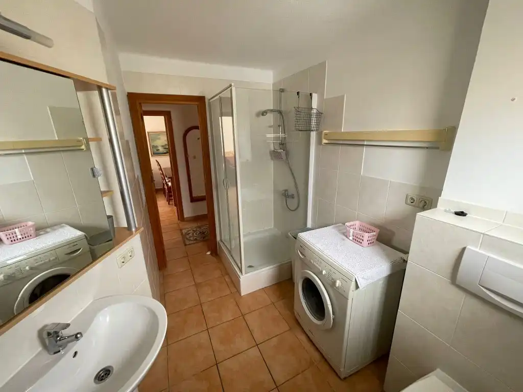 Bany de Apartament en venda en Torrox amb Terrassa, Piscina i Moblat