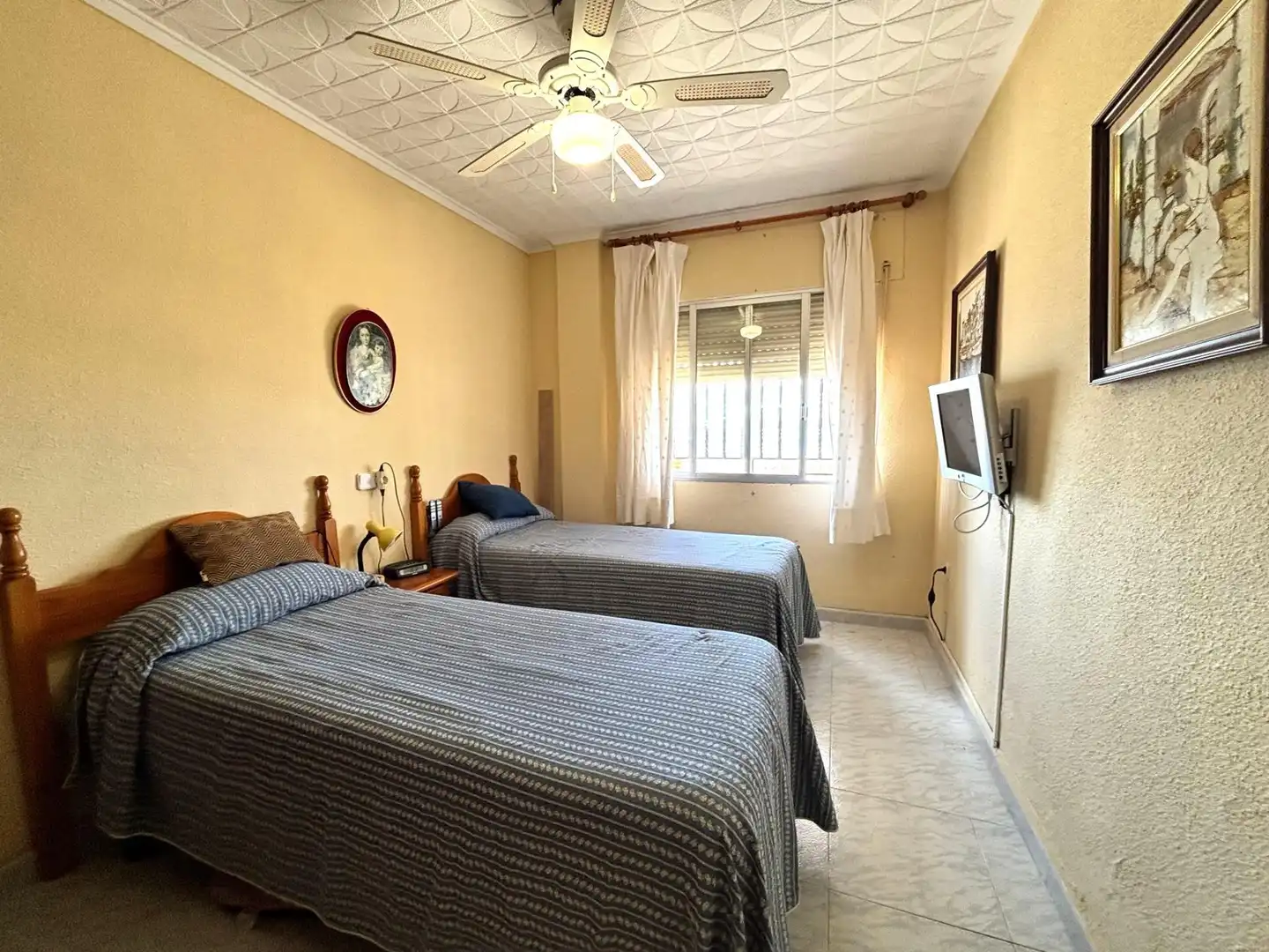 Schlafzimmer von Einfamilien-Reihenhaus zum Verkauf in Los Alcázares mit Klimaanlage und Privatgarten