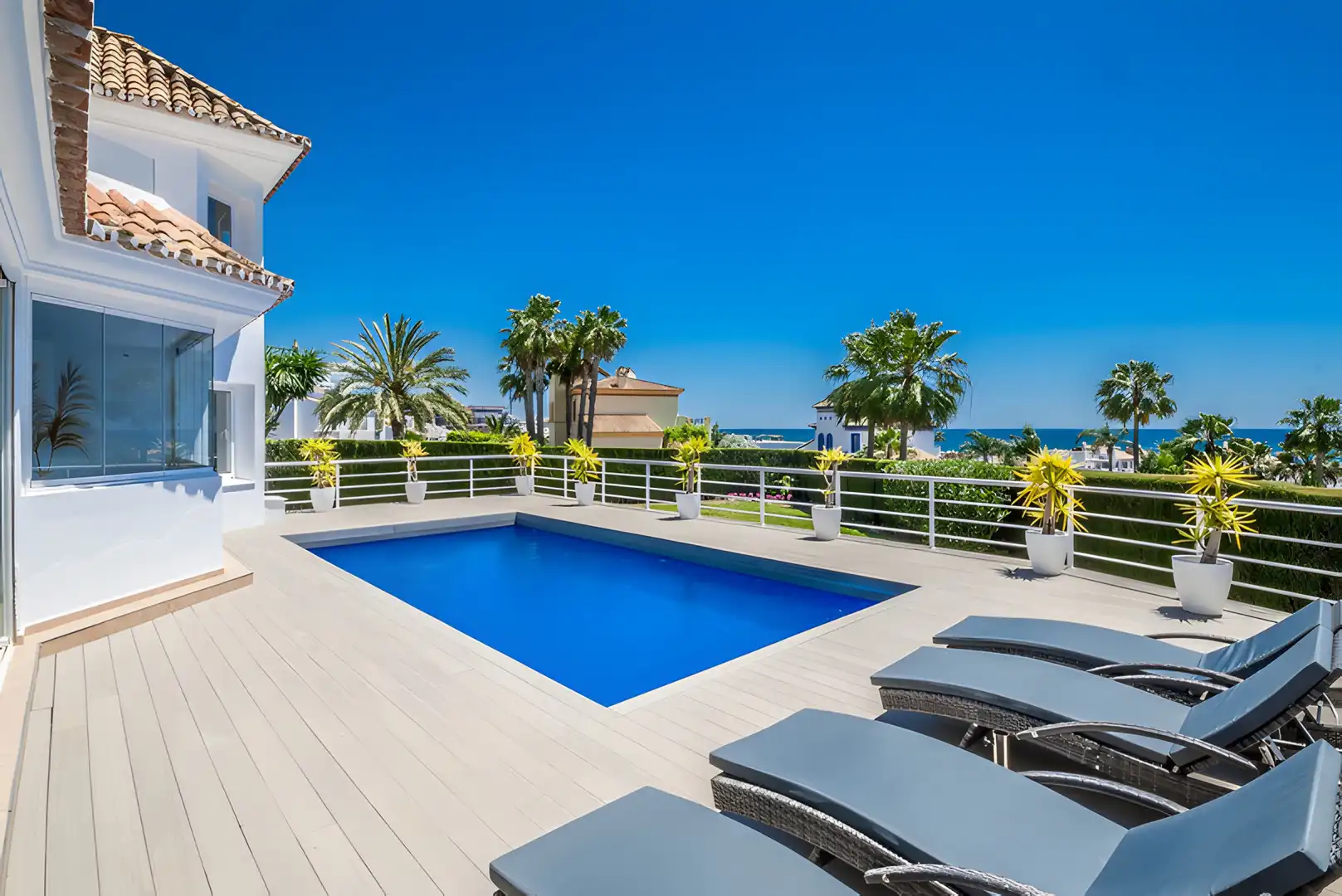Casa amb piscina en venda a Estepona Pueblo, imagen 3