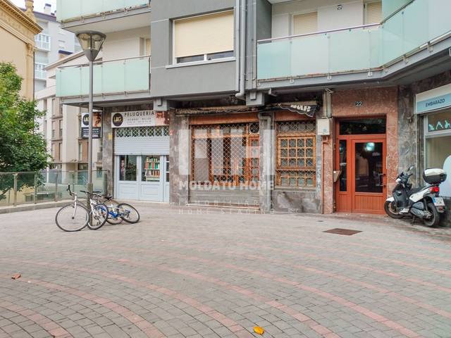 Local comercial en Venta en Irun - Geltoki en Pinar - Anaka - Belaskoenea