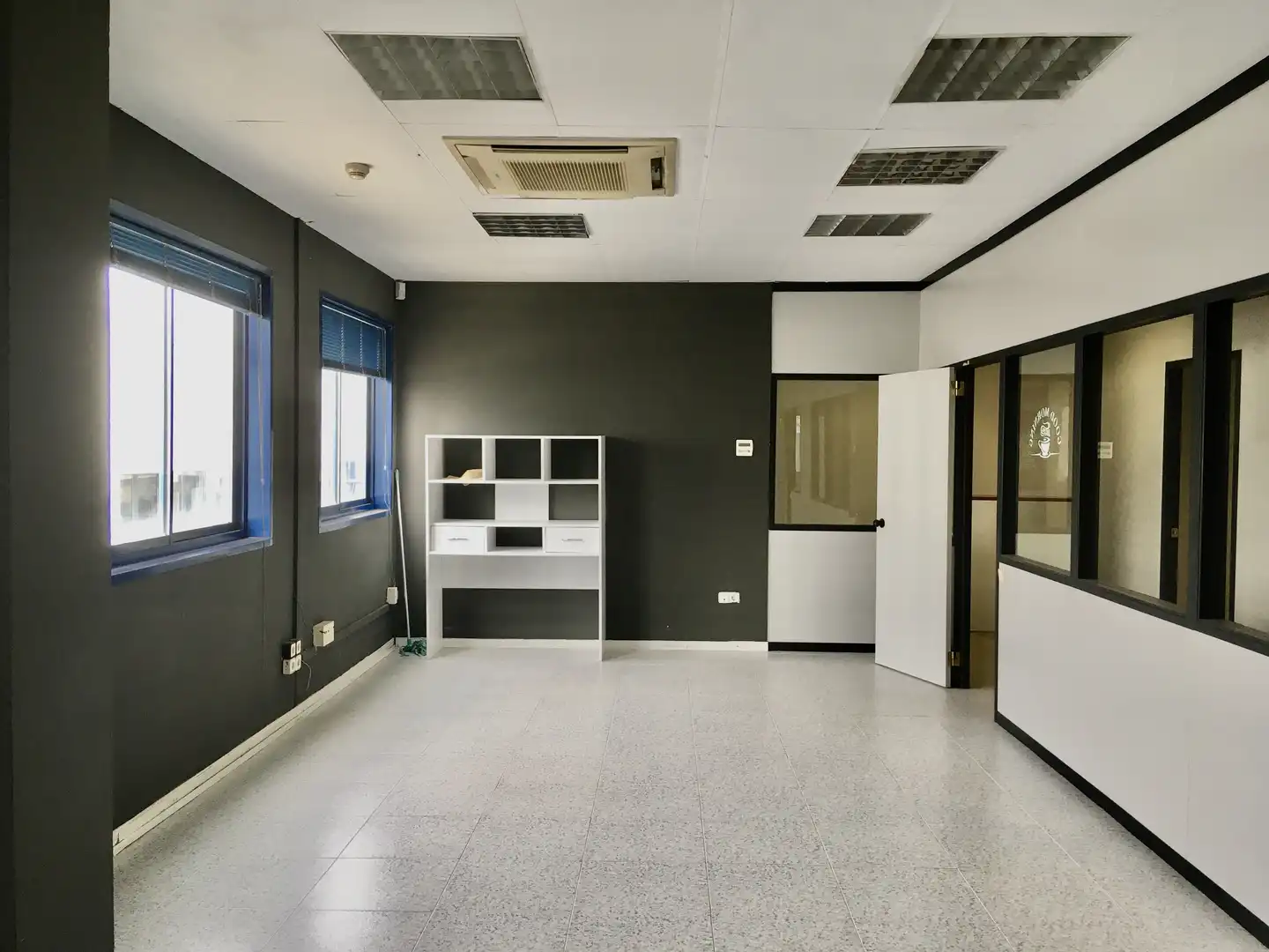Oficina de alquiler en N/A, Mas Xirgu