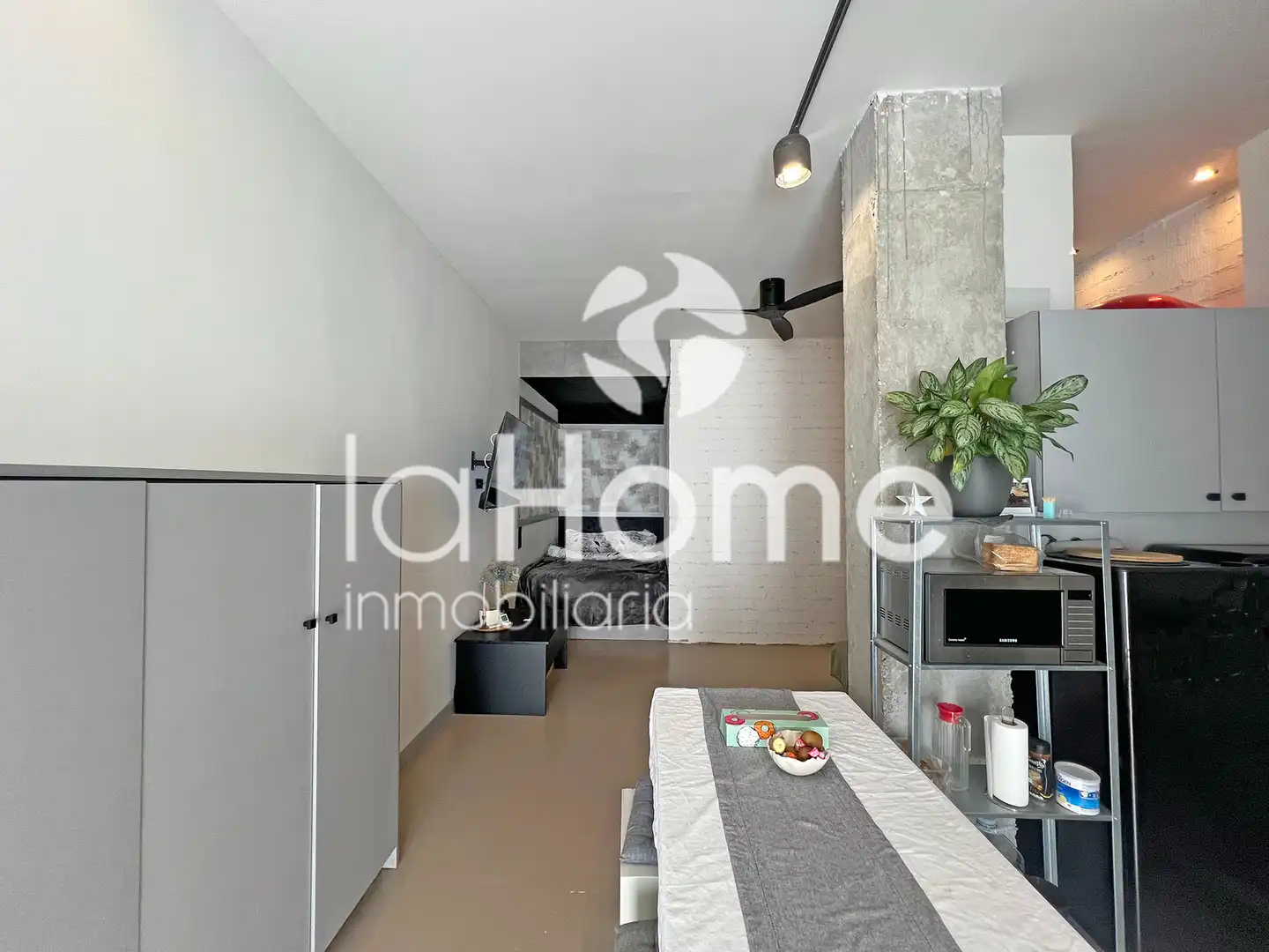 Terrassa de Apartament en venda en Paterna amb Aire condicionat, Moblat i Forn