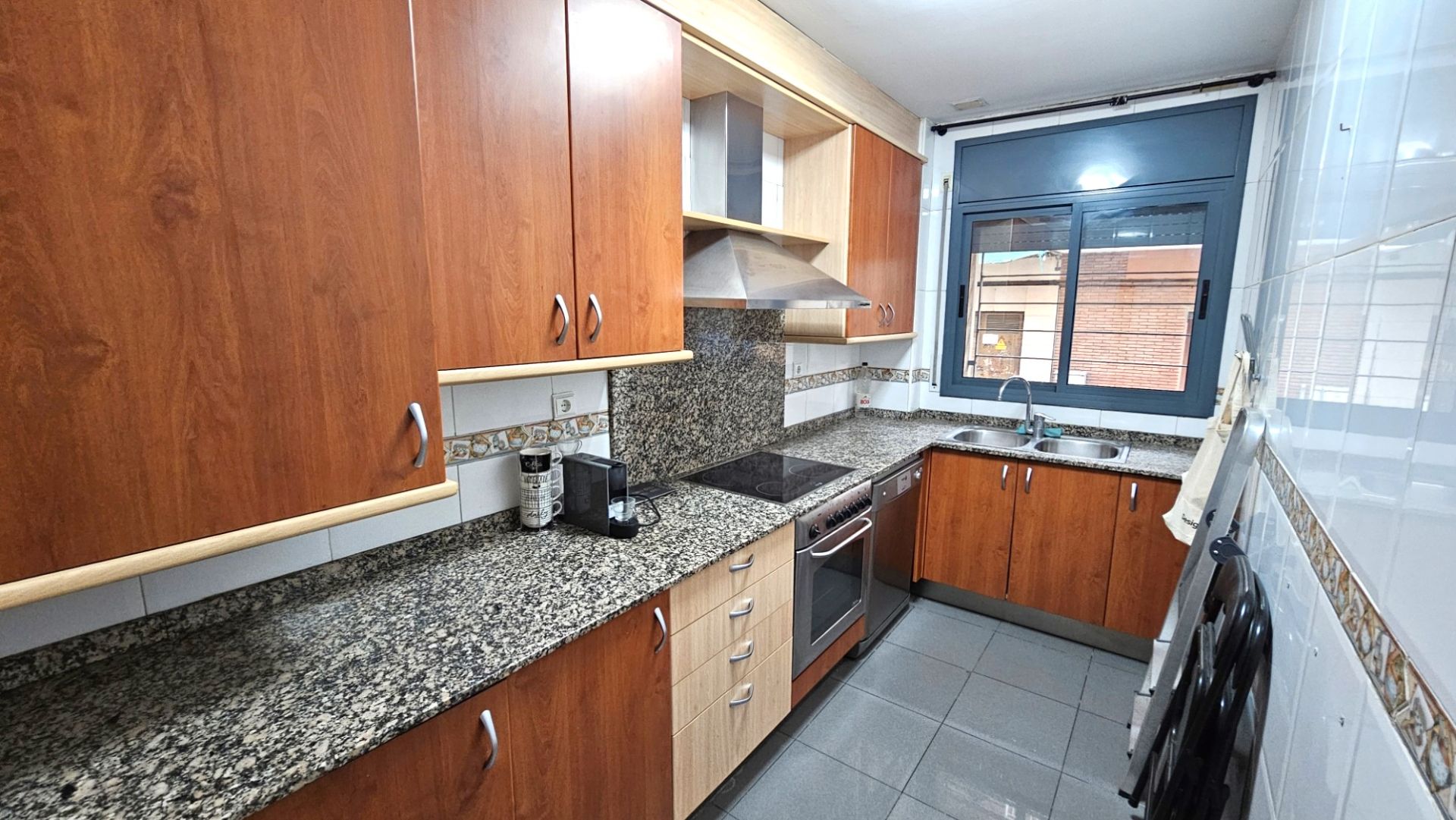 Cuina de Planta baixa en venda en Terrassa amb Aire condicionat, Calefacció i Forn
