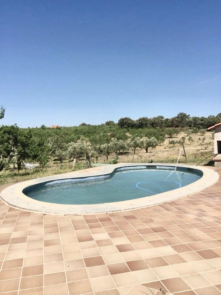Piscina de Finca rústica en venda en Plasencia amb Calefacció, Jardí privat i Terrassa