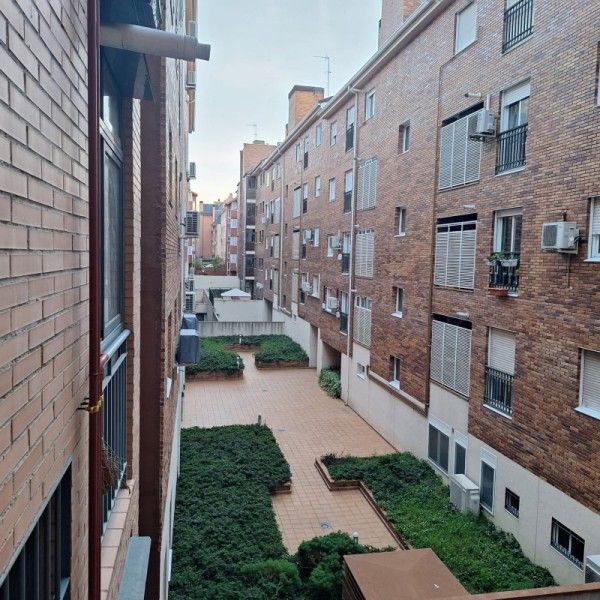 Piso de alquiler en Campamento, Latina