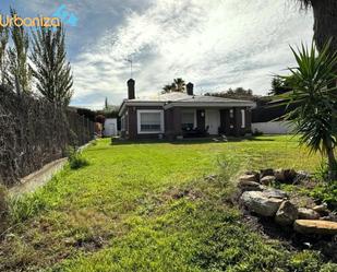 Vista exterior de Casa o xalet en venda en Badajoz Capital amb Aire condicionat