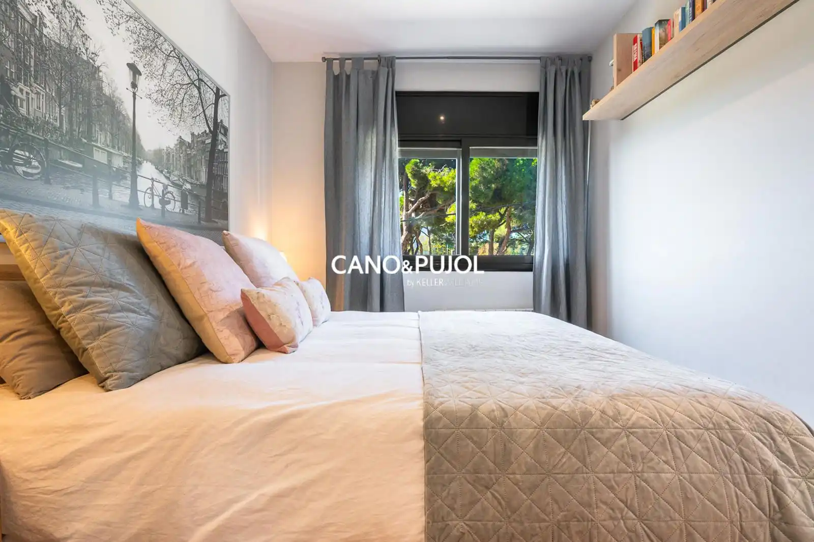 Habitación de Casa o chalet en venta en Terrassa con Aire acondicionado, Calefacción y Terraza