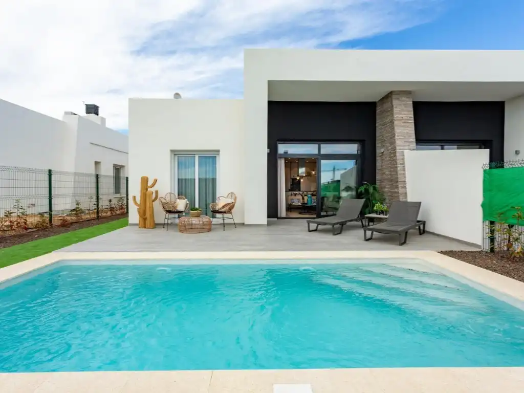 House with pool for sale in Algorfa, imagen 2