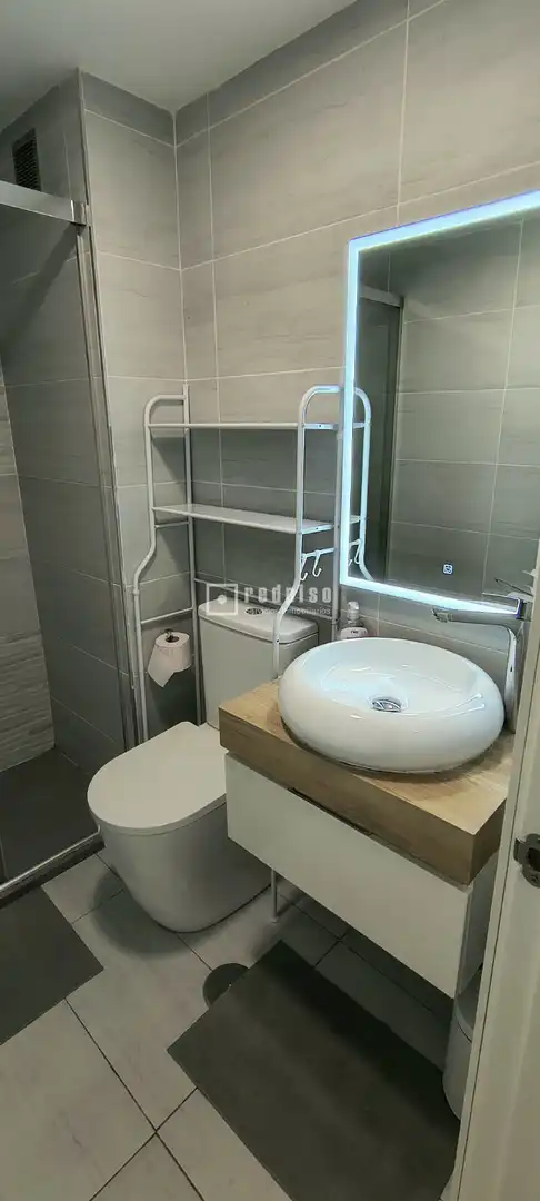 Badezimmer von Wohnung zur Miete in Málaga mit Klimaanlage, Heizung und Möbliert