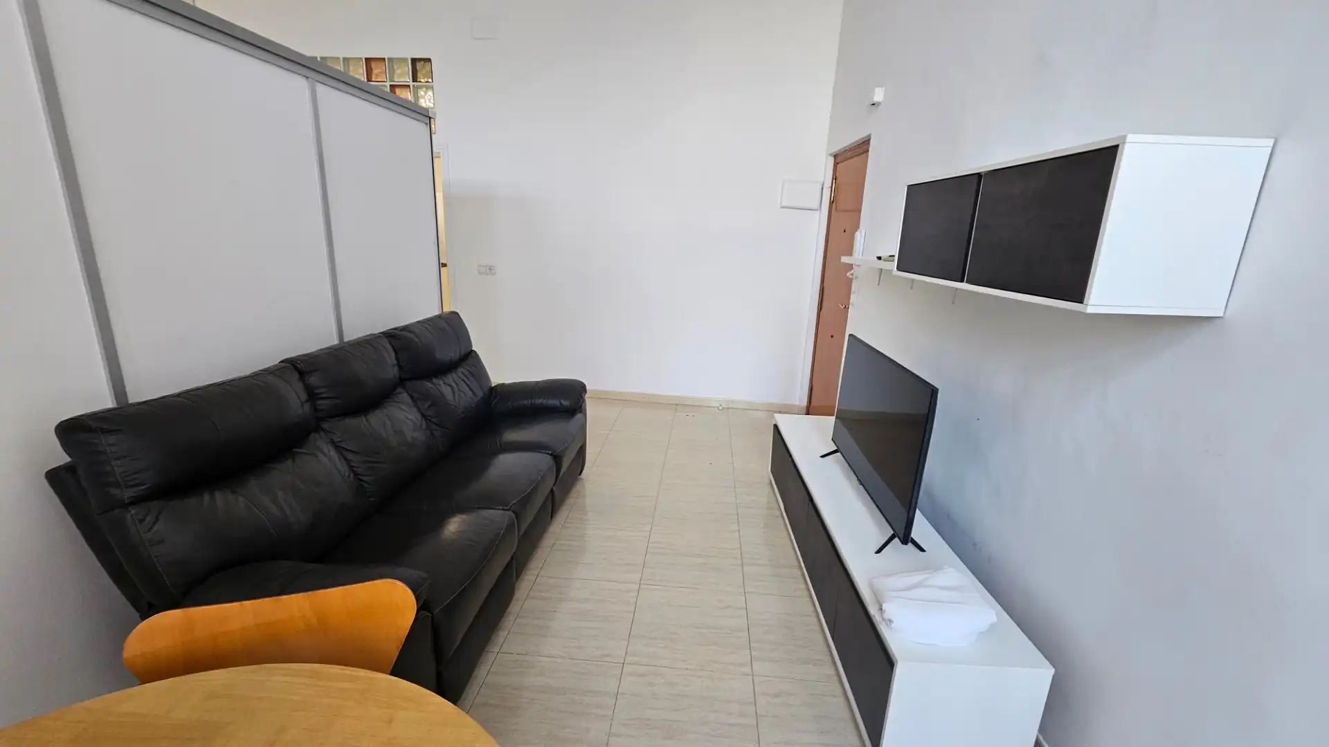 Living room of Study for rent in El Campello  with Air Conditioner, Heating and Furnished