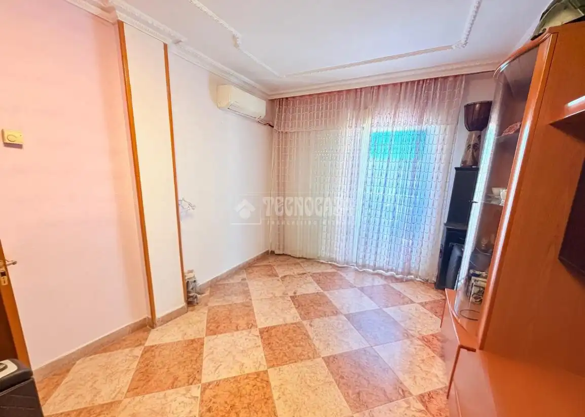Habitación de Piso en venta en Valdemoro con Trastero y Balcón