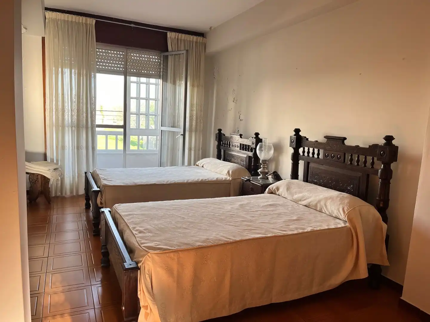 Casa rústica amb jardí en venda a Silleda