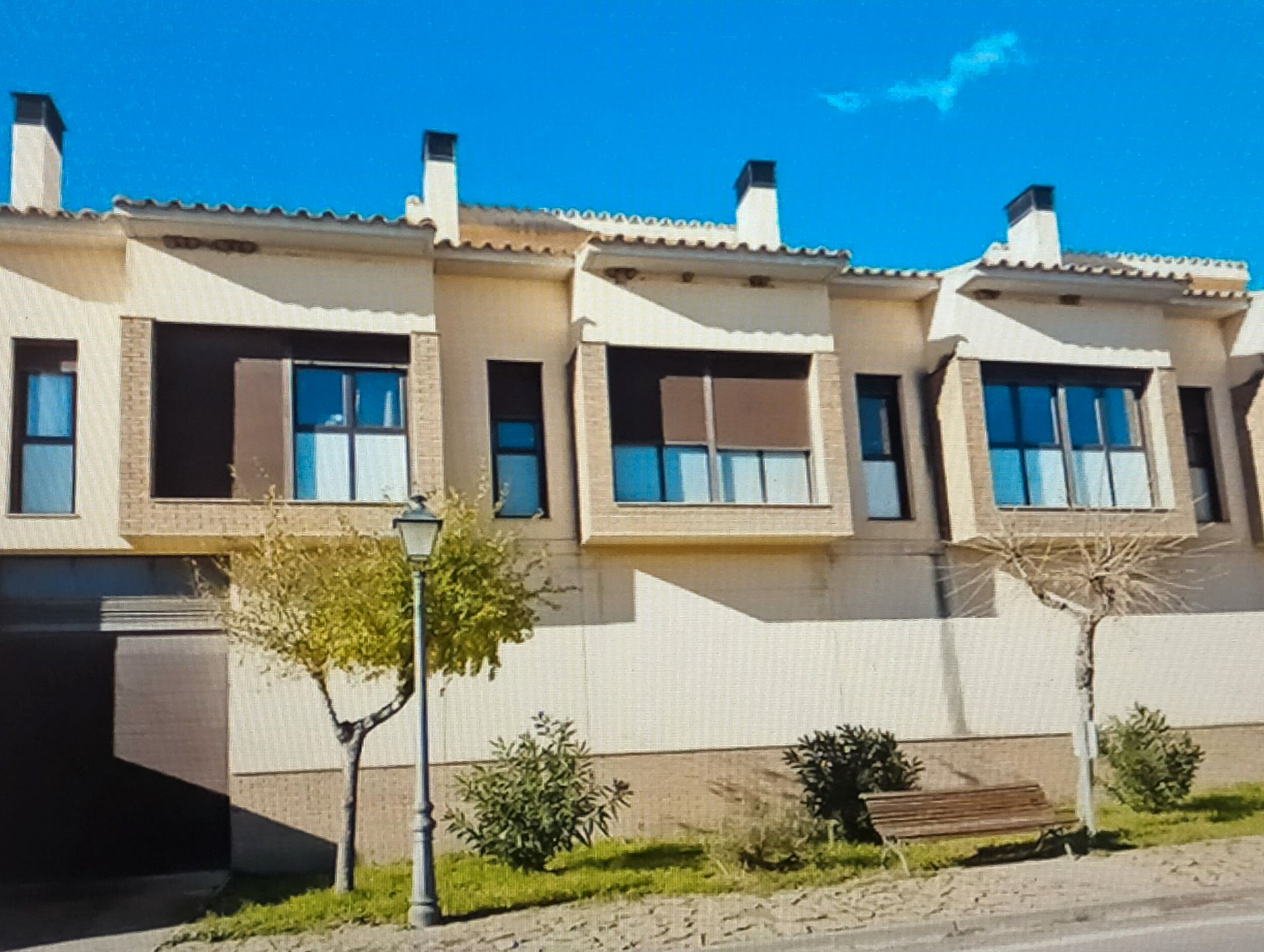 Exterior view of Duplex for sale in Sos del Rey Católico  with Parquet flooring, Terrace and Furnished