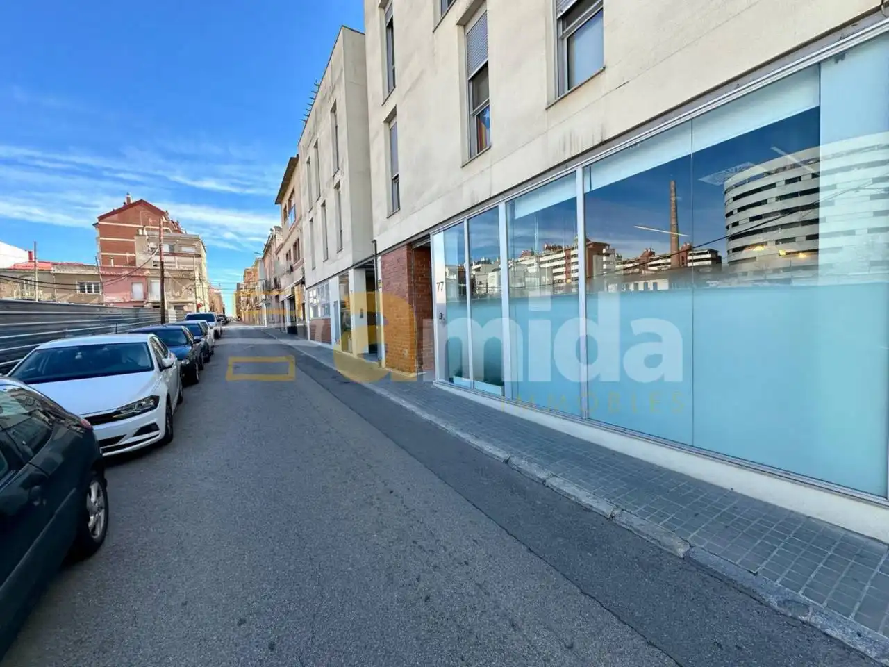Vista exterior de Local de alquiler en Sabadell con Aire acondicionado