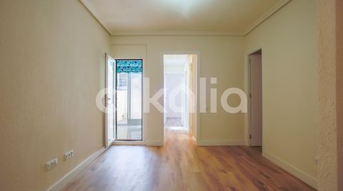 Foto 3 de Piso de alquiler en Pradolongo, Madrid Capital
