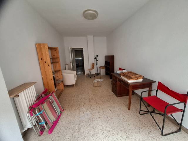 Piso en Venta en Calle Regimiento de Toledo, 31 en Las Viñas