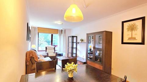 Foto 4 de Piso de alquiler en Costa Grande, O Milladoiro, Ames