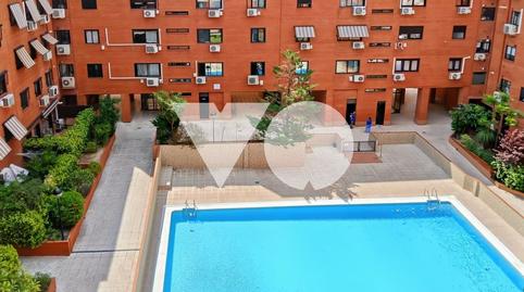Foto 5 de Apartamento en venta en De San Marino, Rosas - Musas, Madrid