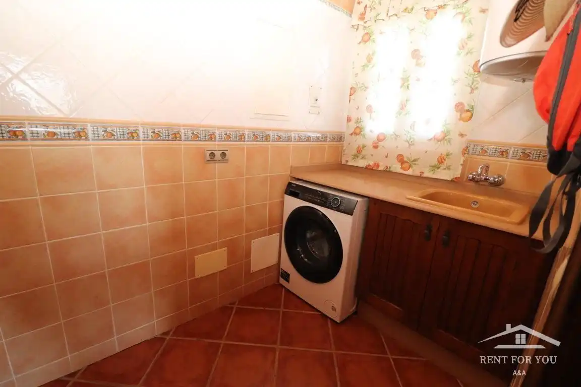 Bany de Casa o xalet de lloguer en Alhaurín El Grande amb Aire condicionat, Jardí privat i Terrassa