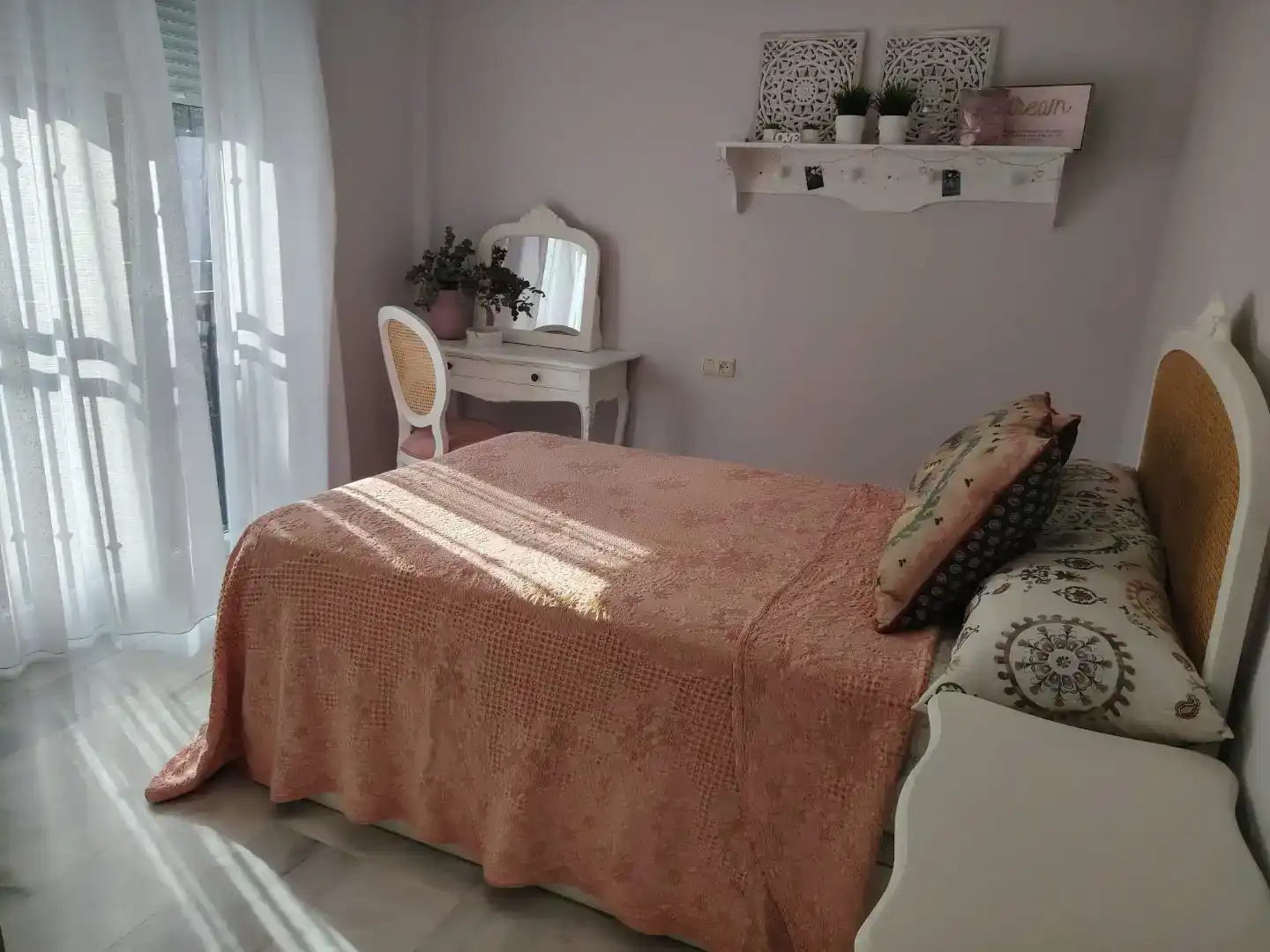 Dormitori de Casa o xalet en venda en Motril amb Aire condicionat i Balcó