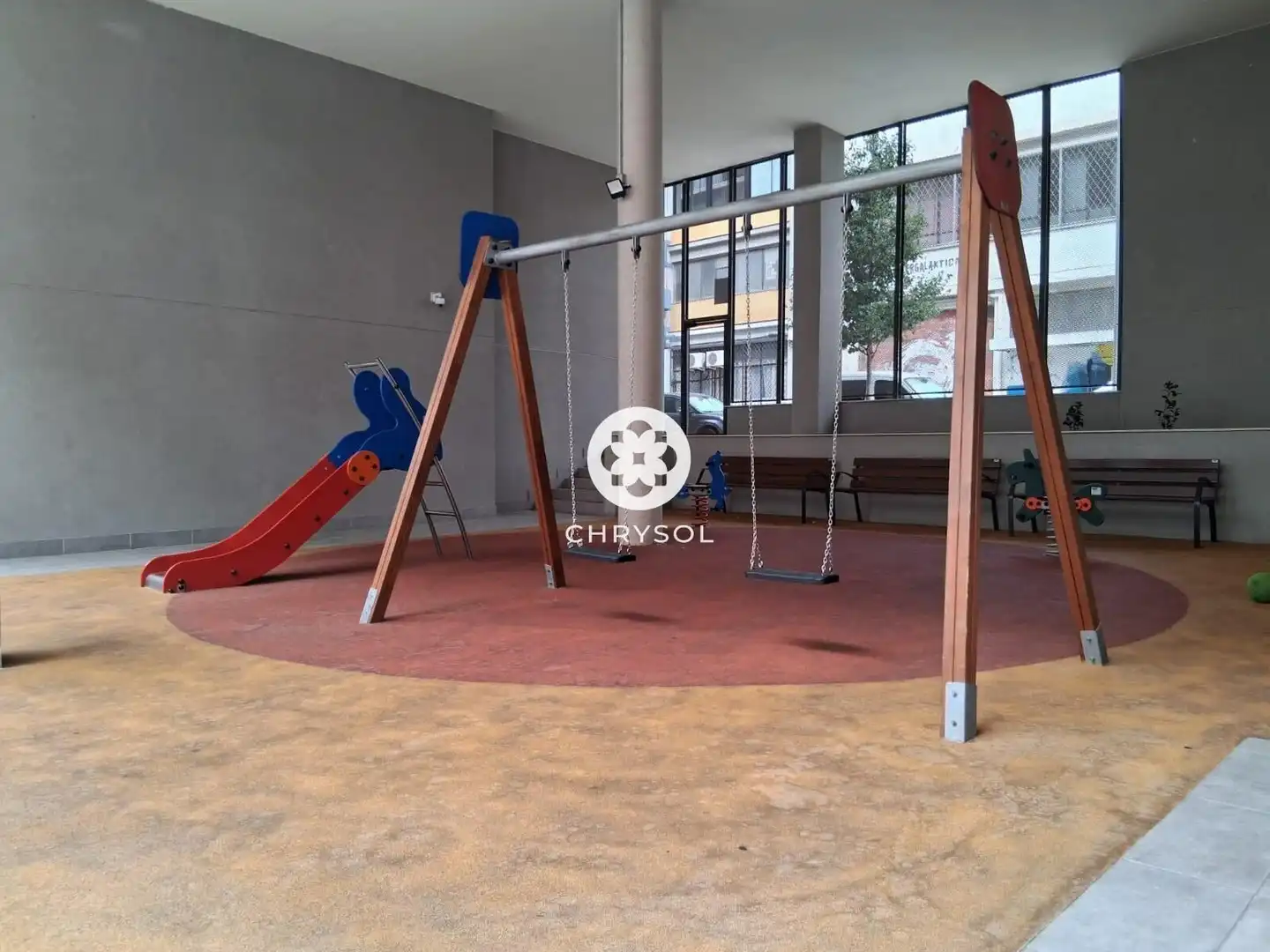 Parking de Piso en venta en L'Hospitalet de Llobregat con Calefacción, Jardín privado y Parquet