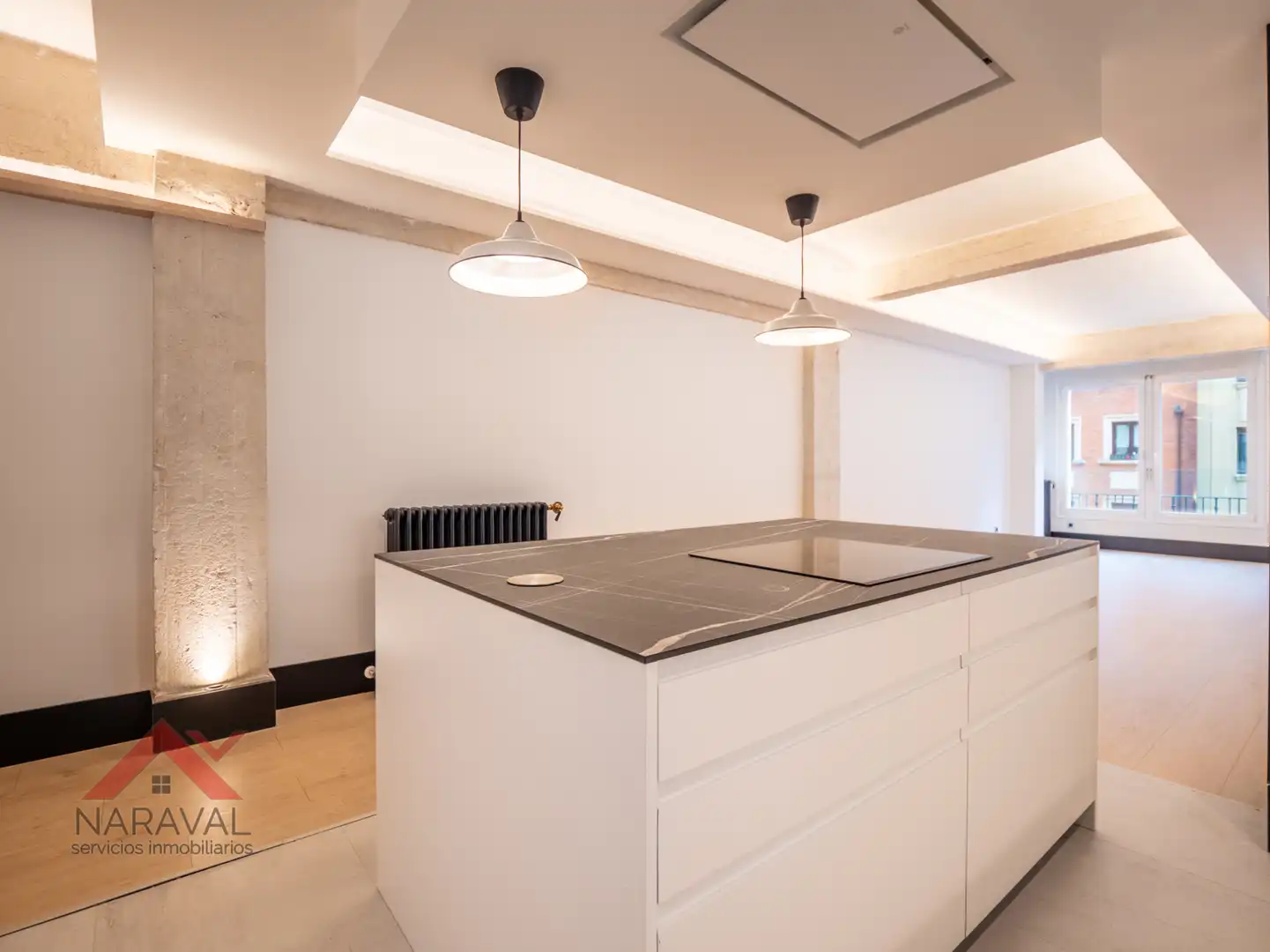 Kitchen of Flat for sale in  Pamplona / Iruña  with Air Conditioner, Heating and Oven