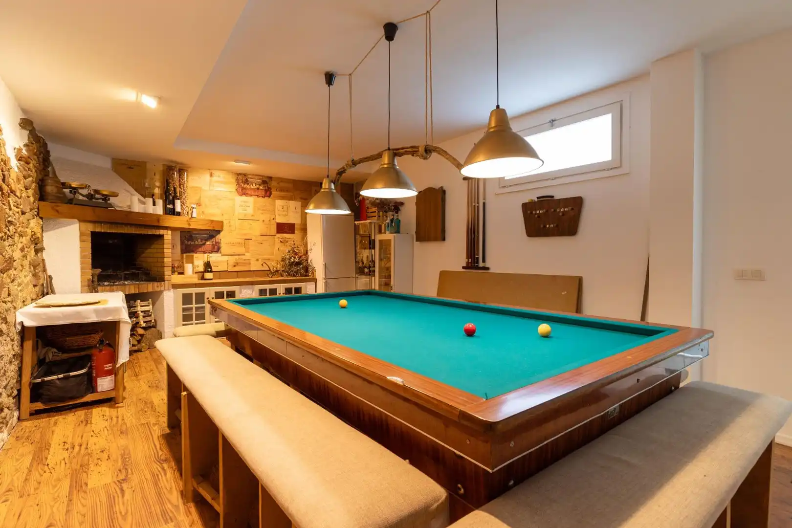 Haus oder Chalet zum Verkauf in Viladecavalls mit Privatgarten, Terrasse und Abstellraum