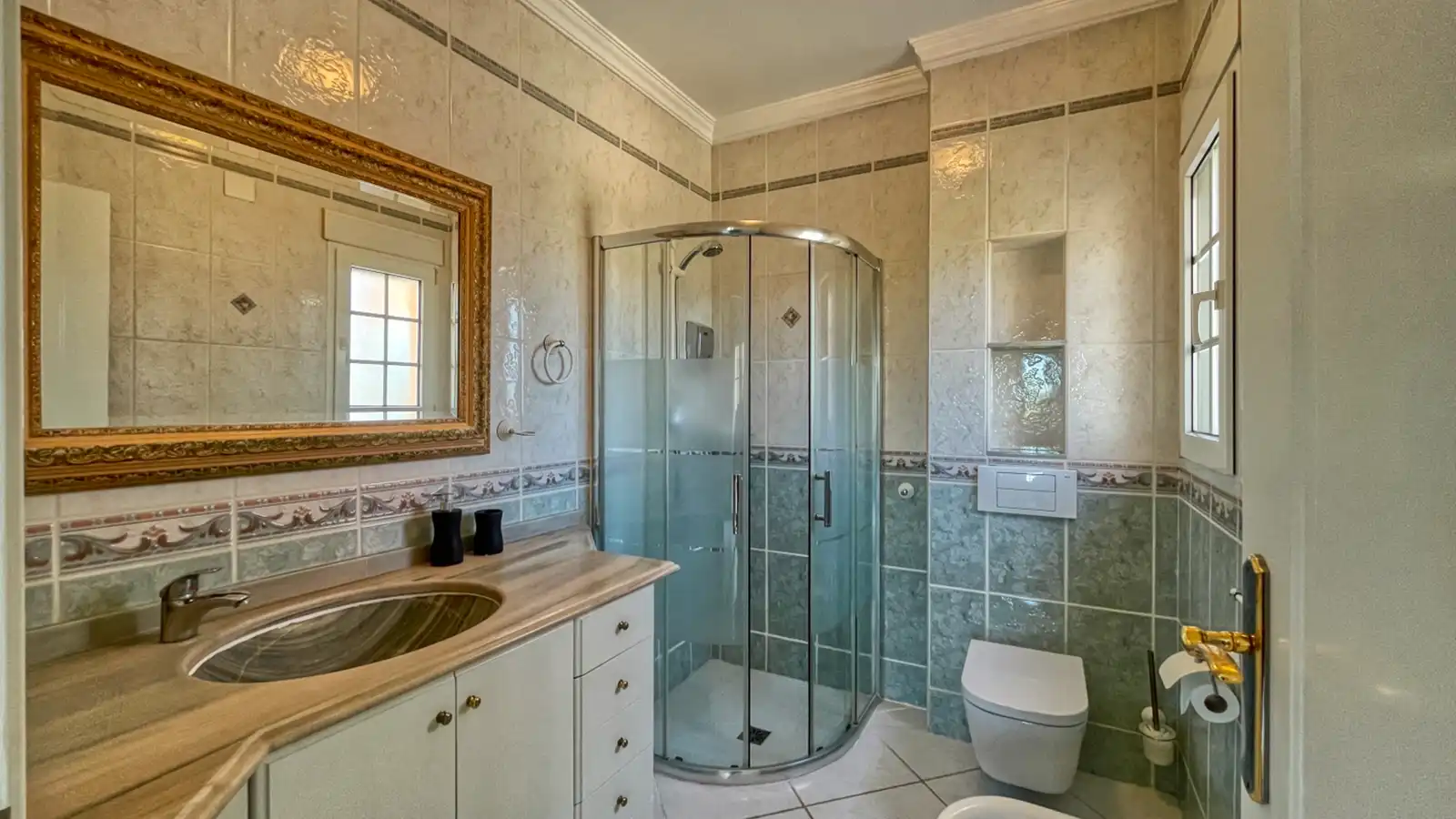 Bathroom of Buildings for sale in Els Poblets