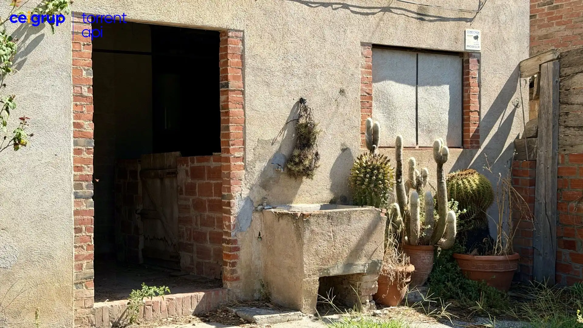 Vista exterior de Casa o chalet en venta en Serra de Daró con Calefacción, Terraza y Balcón