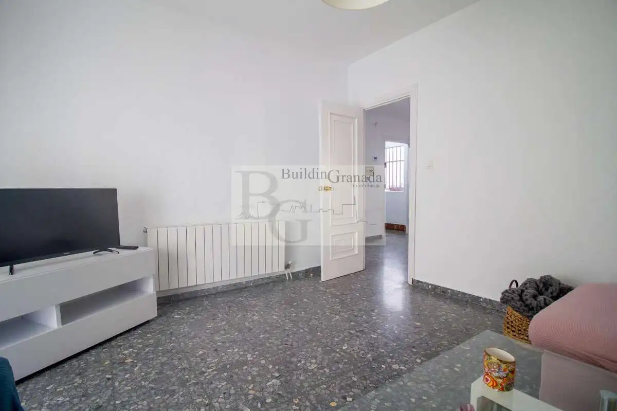 Habitación de Piso de alquiler en Granada con Calefacción, Terraza y Amueblado