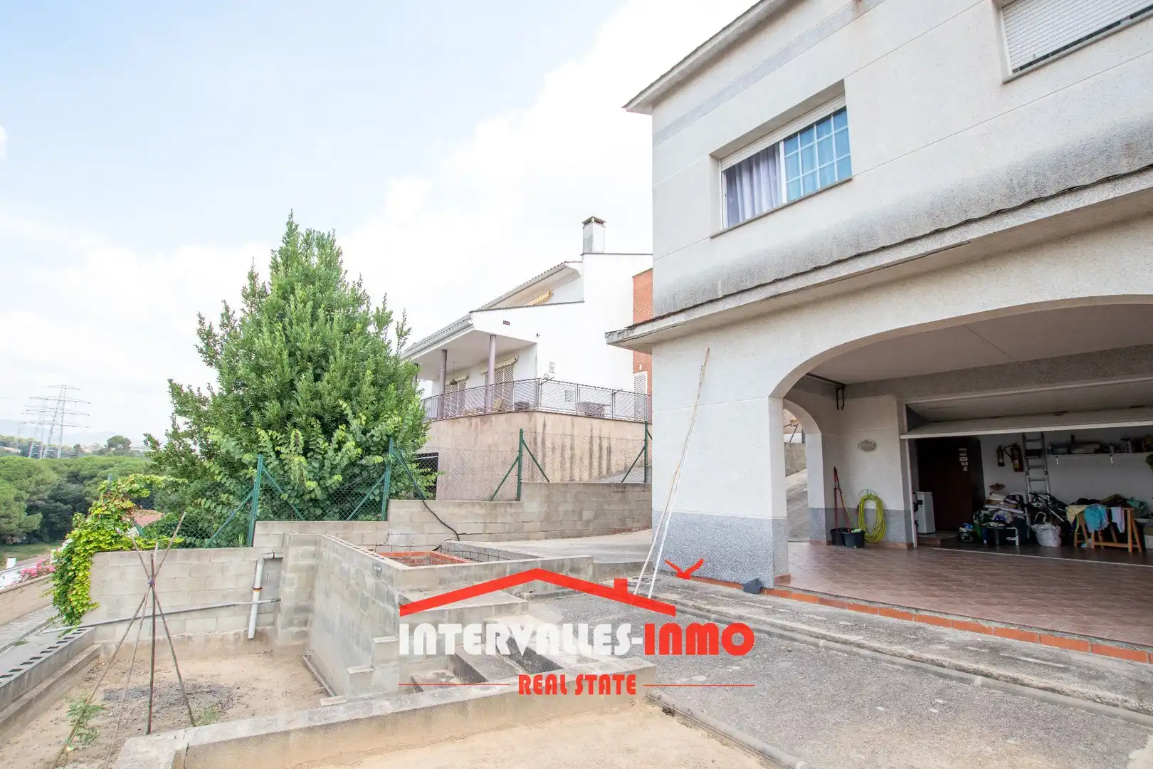 Vista exterior de Casa o xalet en venda en Lliçà d'Amunt amb Aire condicionat, Calefacció i Jardí privat
