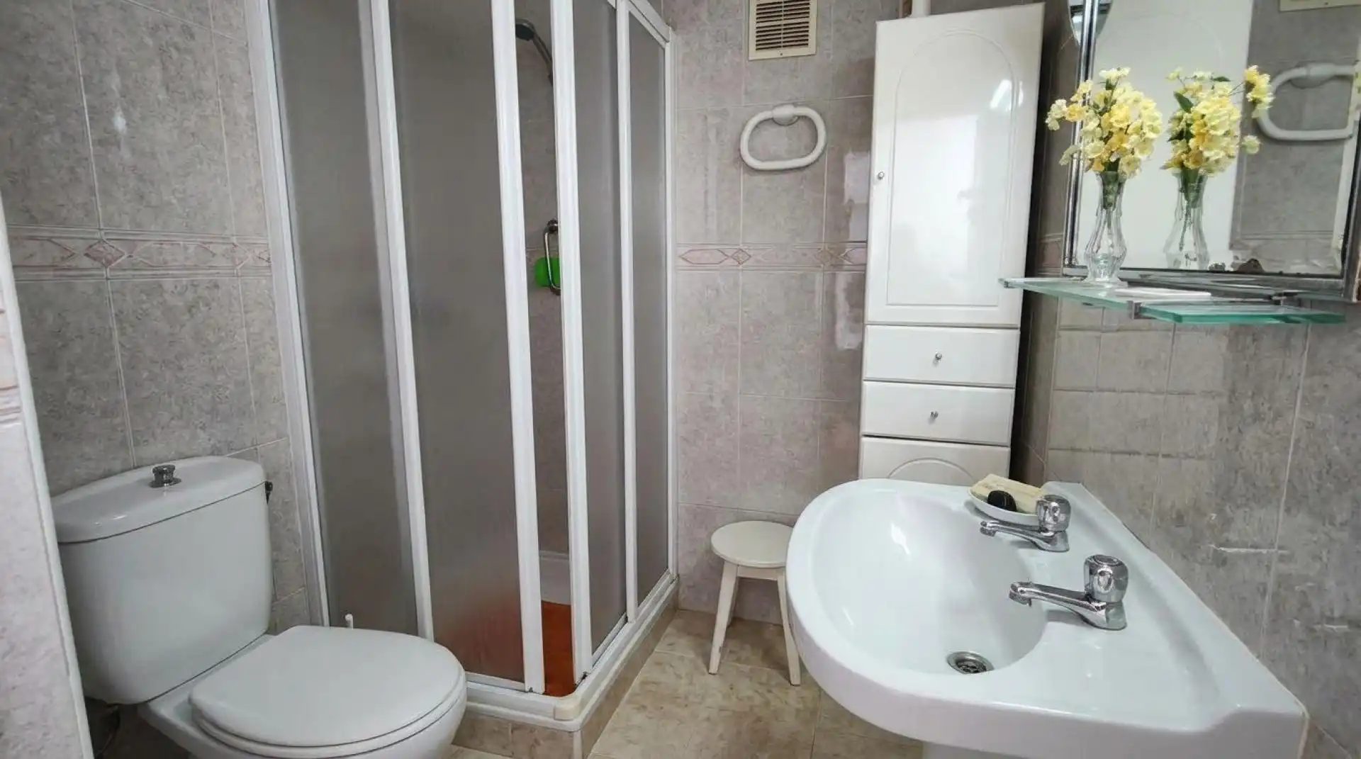 Baño de Casa adosada en venta en Táliga, Badajoz
