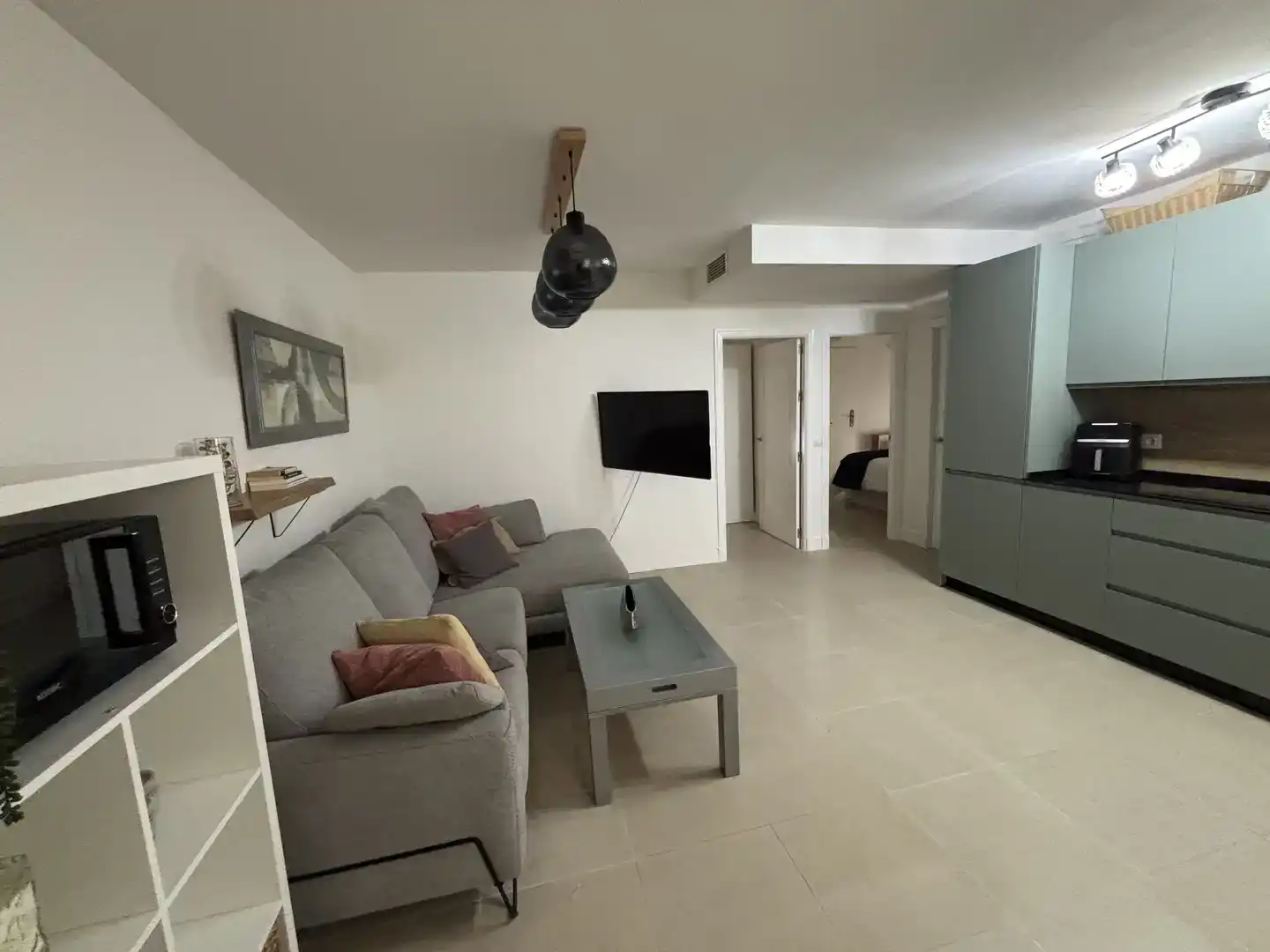 Wohnzimmer von Wohnung zur Miete in Puerto Real mit Klimaanlage, Privatgarten und Abstellraum