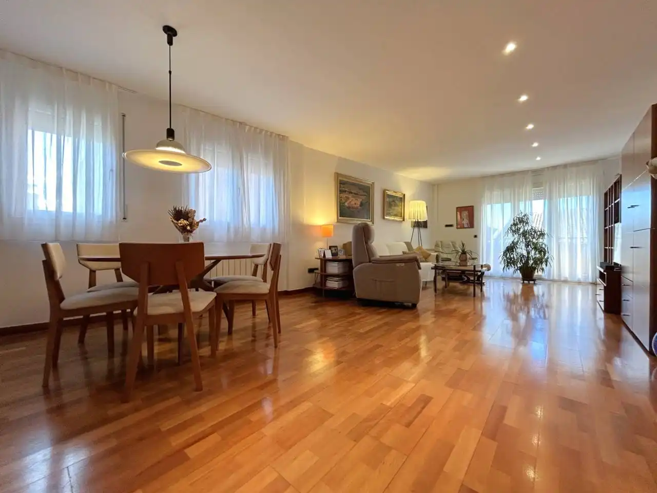 Sala de estar de Dúplex en venta en Manresa con Aire acondicionado, Calefacción y Terraza
