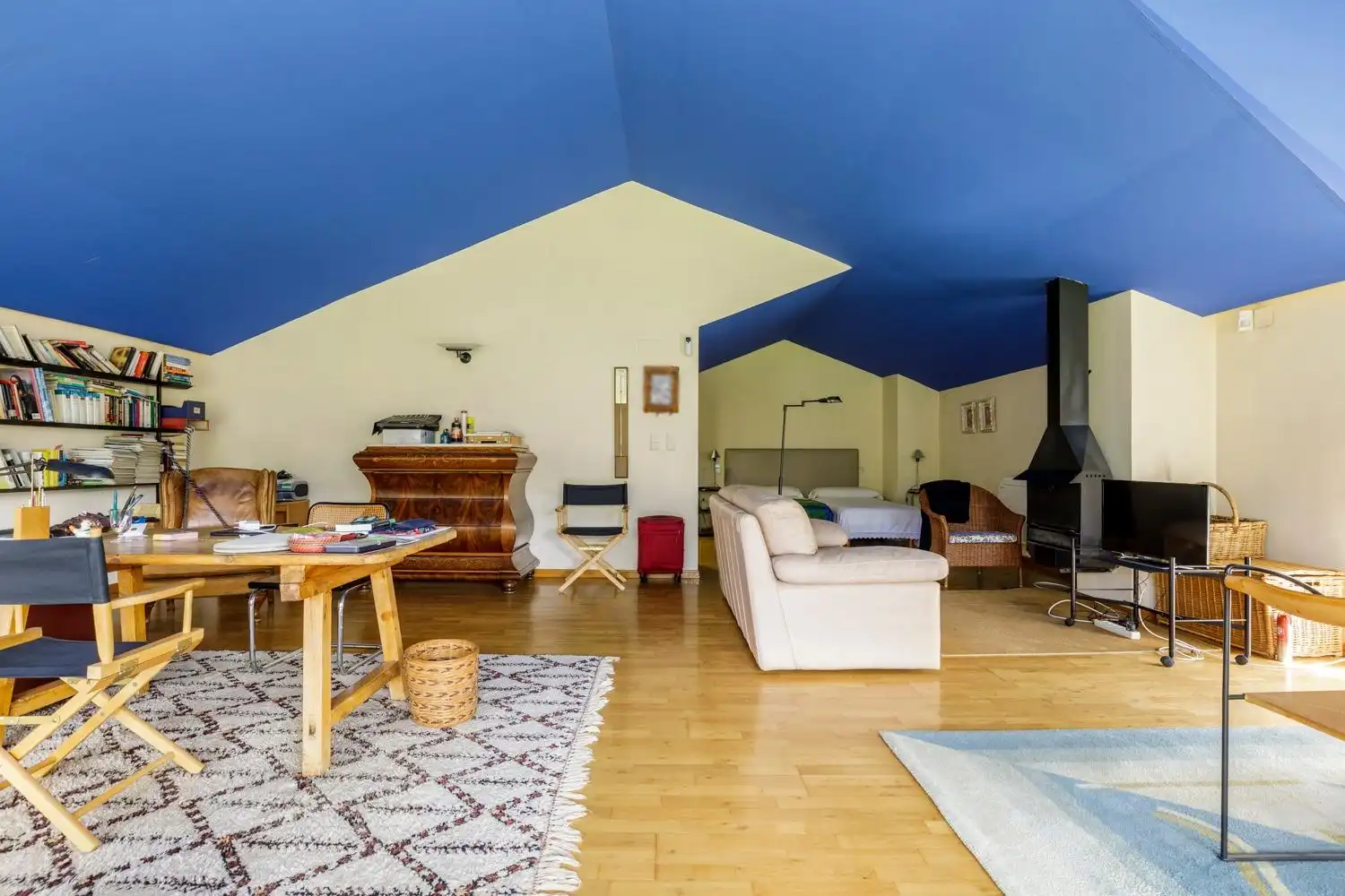 Sala d'estar de Casa o xalet en venda en Zaragoza amb Aire condicionat, Calefacció i Jardí privat