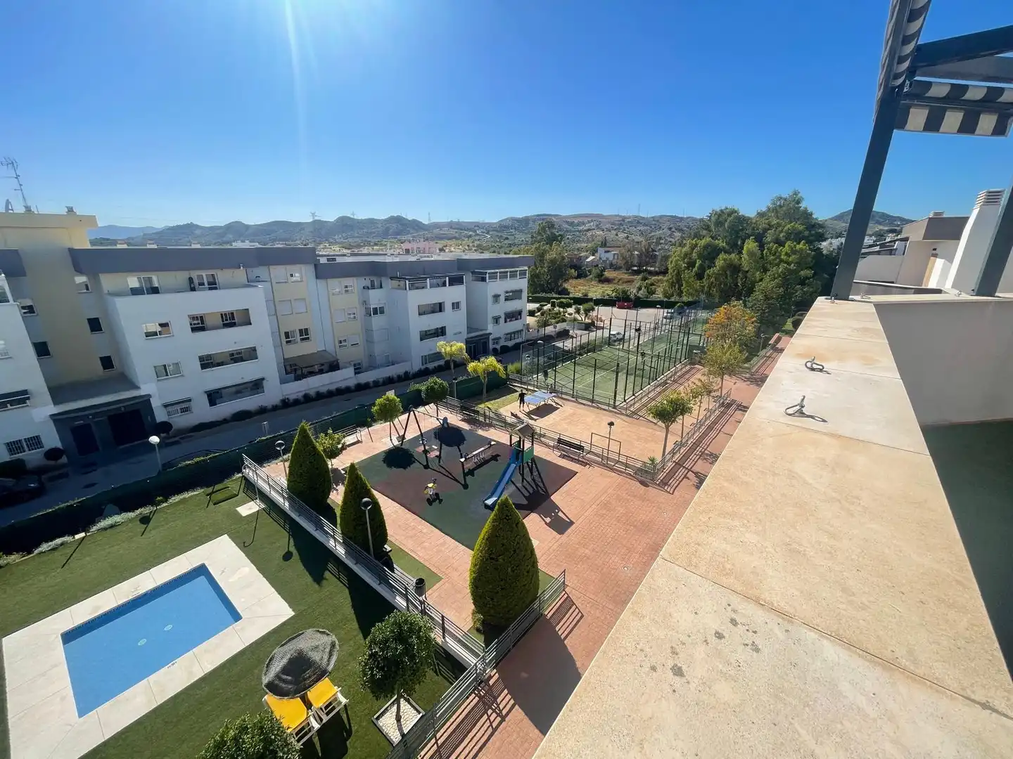 Vista exterior de Àtic de lloguer en Málaga amb Aire condicionat, Jardí privat i Terrassa