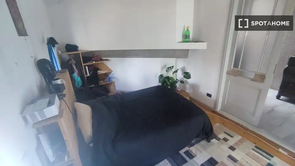 Schlafzimmer von Wohnung zur untervermieten in Barcelona mit Klimaanlage und Terrasse