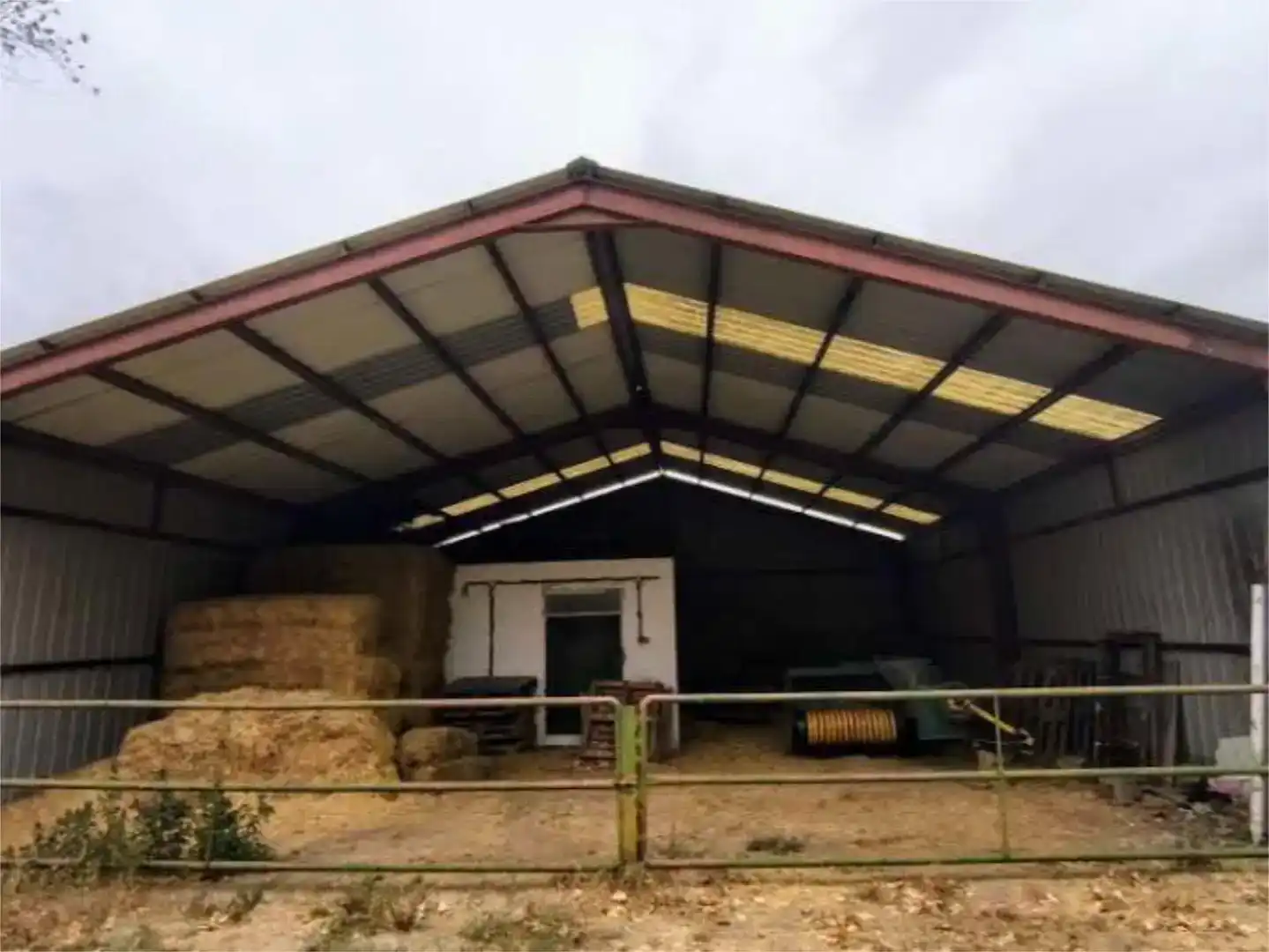 Vista exterior de Finca rústica en venda en Valladolid Capital amb Aire condicionat, Piscina i Balcó