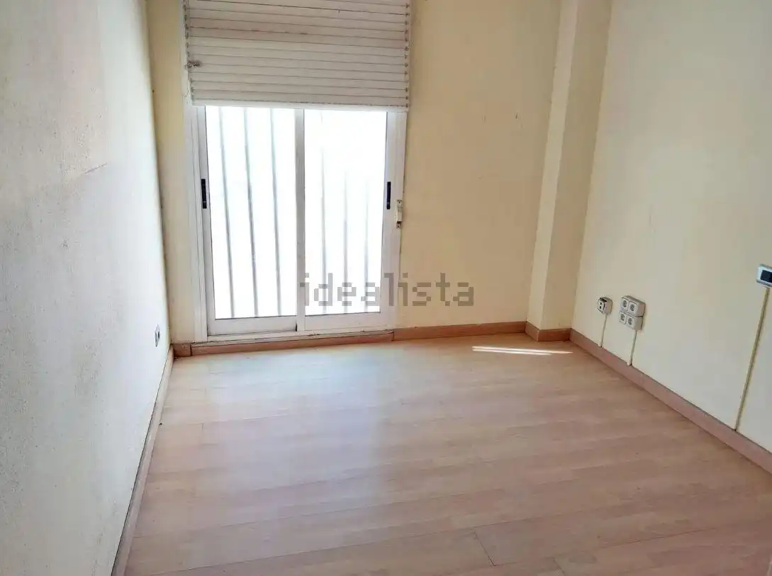 Habitación de Piso en venta en Sollana con Terraza y Balcón