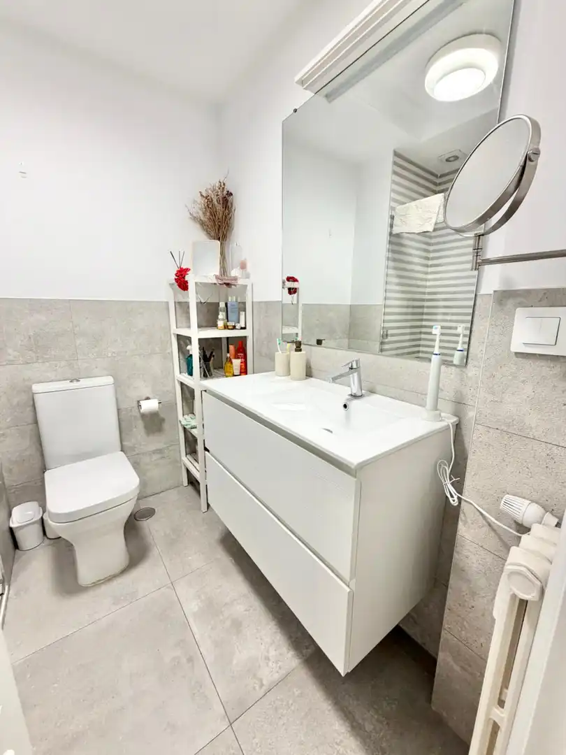 Flat for rent in Logroño - CL GENERAL VARA DEL REY, Gran Via