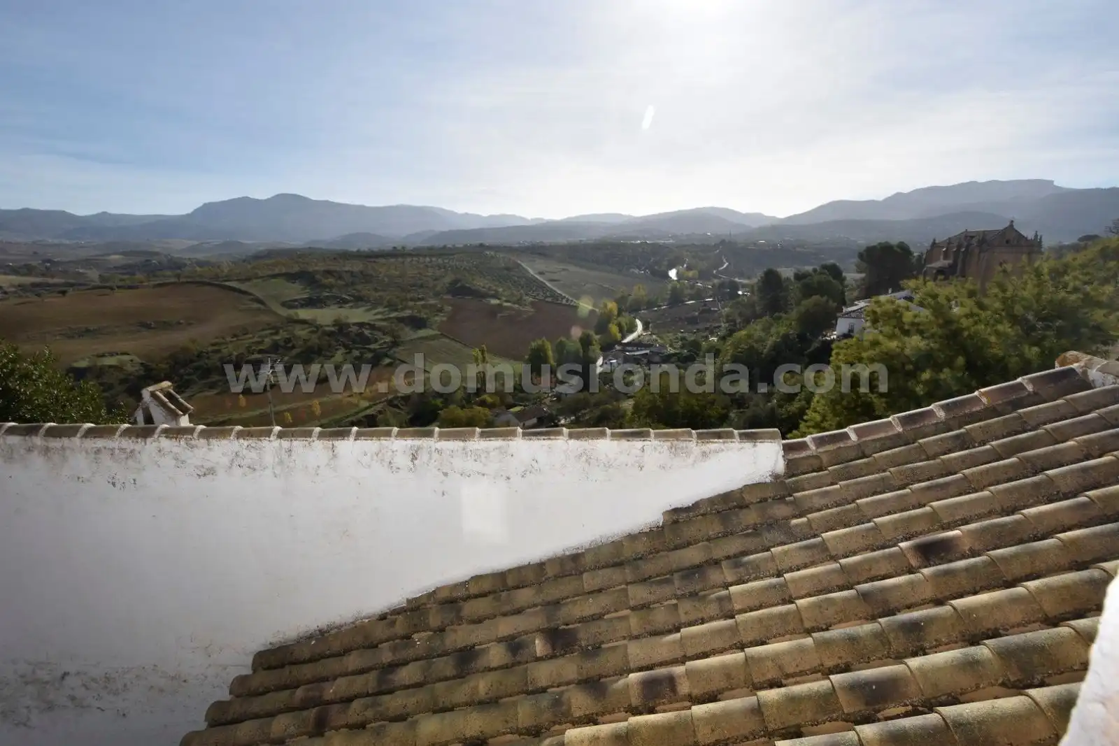 Vista exterior de Casa o xalet en venda en Ronda amb Calefacció i Balcó