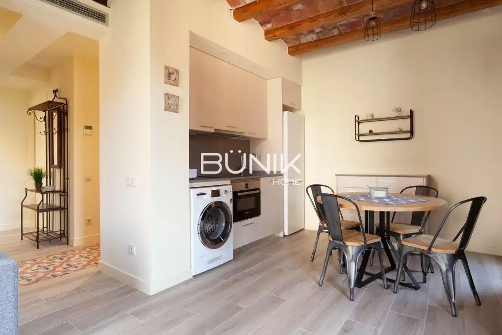 Kitchen of Flat for rent in Barcelona  with Air Conditioner, Heating and Parquet flooring