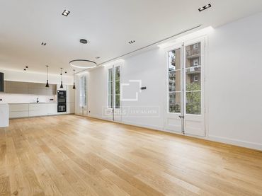 Wohnung mit Balkon zum Verkauf in Eixample