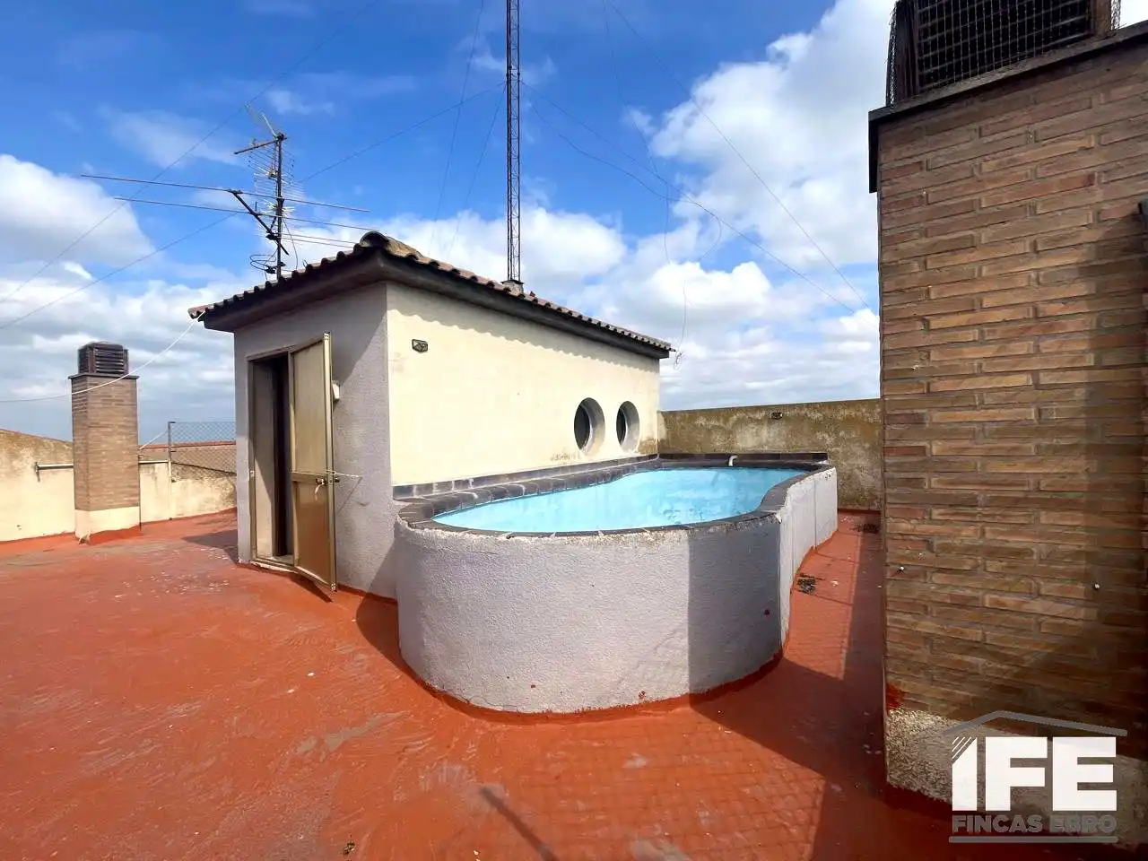 Swimming pool of Houses for sale in Boquiñeni  with Heating and Swimming Pool