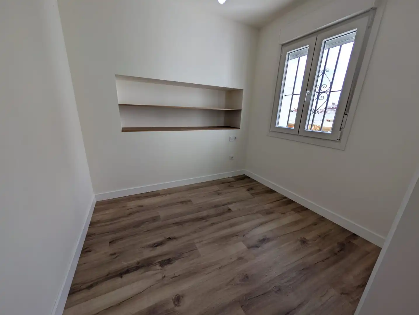 Habitación de Piso de alquiler en Sevilla con Aire acondicionado, Calefacción y Balcón