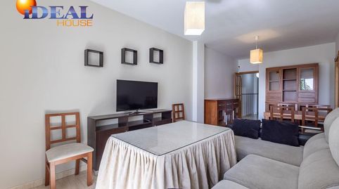 Foto 4 de Piso en venta en Calle Compositor Fco. Guerrero, 1, Santa Fe, Granada